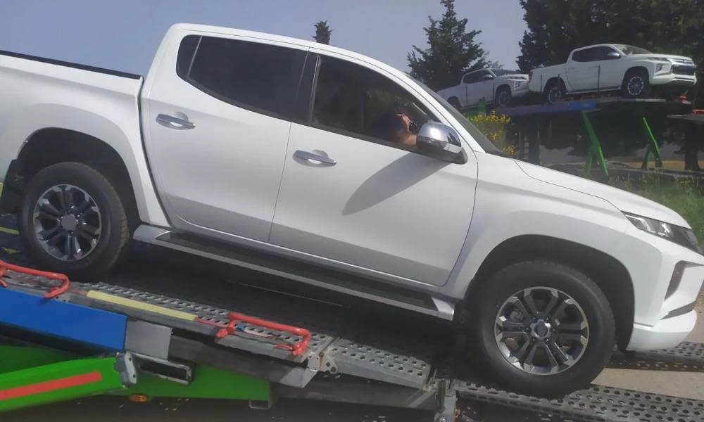 Τα νέα λεωφορεία και τζιπ του Στρατού Ξηράς για την επιτήρηση των συνόρων -Δείτε εικόνες